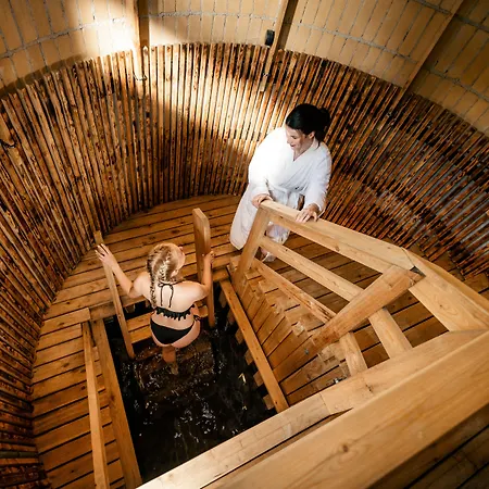Szálloda Boutique Laehde 4*